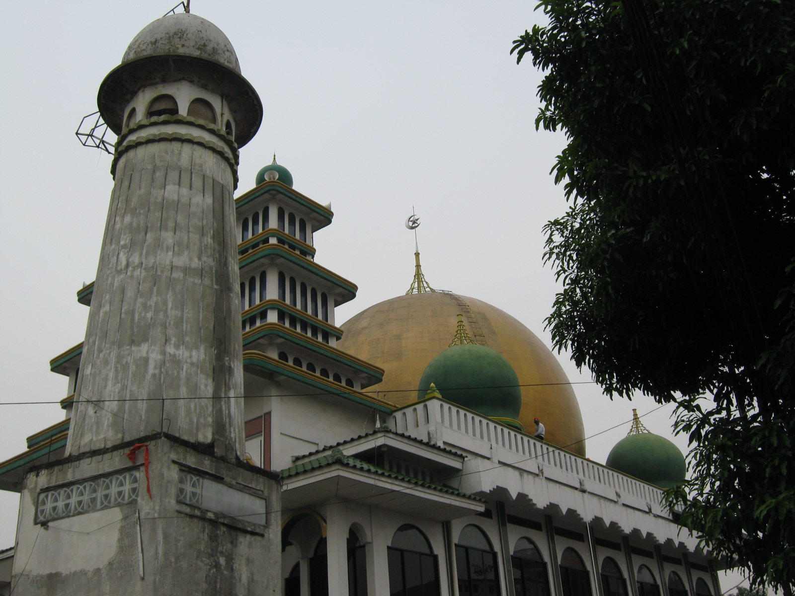 Masjid Washatiyah di Jakarta, simbol kerukunan umat di ibukota negara. (Foto: istimewa)