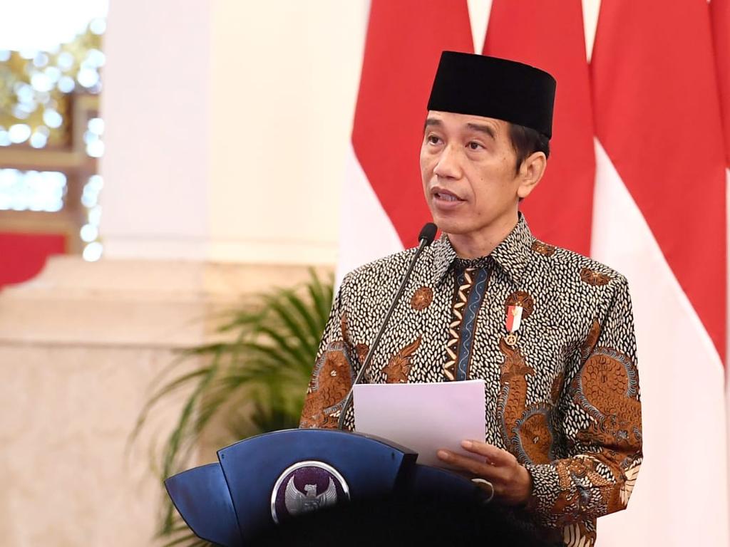 Presiden Jokowi saat peluncuran Gerakan Nasional Wakaf Uang dan peresmian Brand Ekonomi Syariah di Istana Negara, Senin, 25 Januari 2021. (Foto: Setpres)