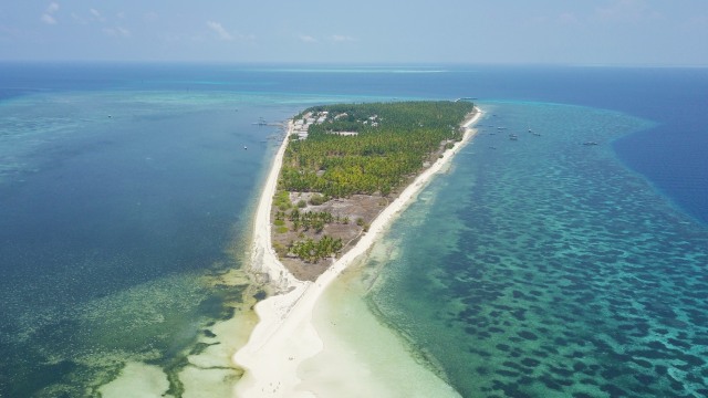 Pulau Lantigiang Selayar, Sulawesi Selatan. (Foto: disparbud.pariamankota.go.id)