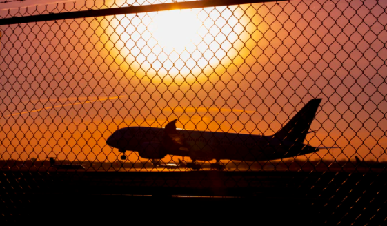 KNKT mengirima  lima bagian pesawat Sriwijaya Air SJ-182 ke Inggris dan Amerika Serikat. (Foto:unsplash)