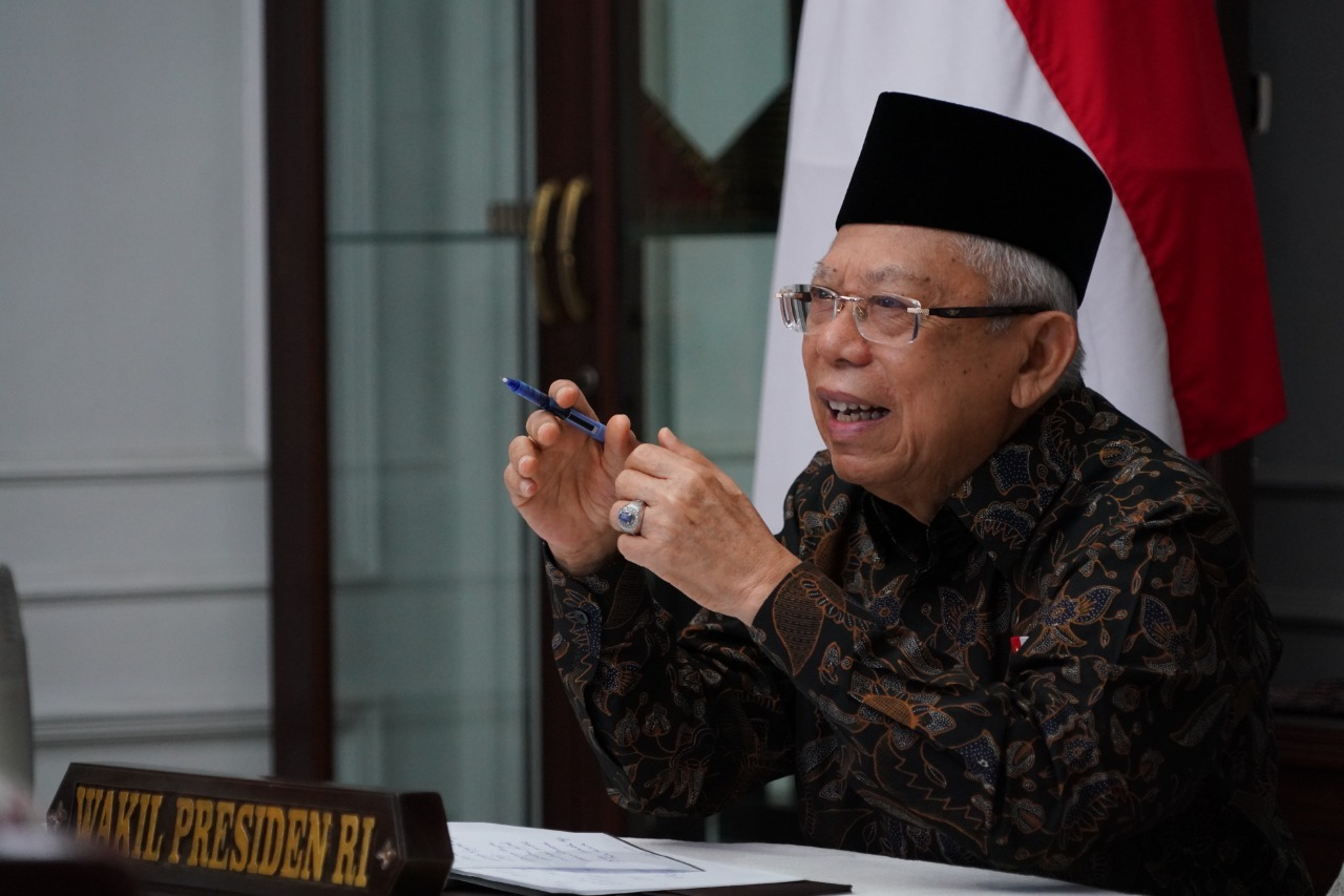 Wapres Ma'ruf Amin menyangkan  baru 4 juta dari 200 penduduk muslim Indonesia yang taat zakat. (Foto: Setwapres)