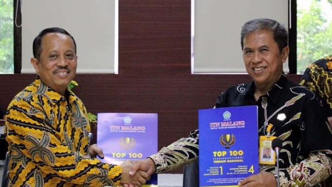 Almarhum Rektor Institut Teknologi Nasional (ITN), Malang, Jawa Timur, Profesor Kustamar saat MoU kerjasama dengan kampus lain (Foto: itn.ac.id)