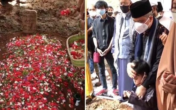 Ustadz Yusuf Mansur mengawal jenazah hingga pemakaman Maaher At-Thuwailibi. (Foto: Instagram @yusufmansurnew)