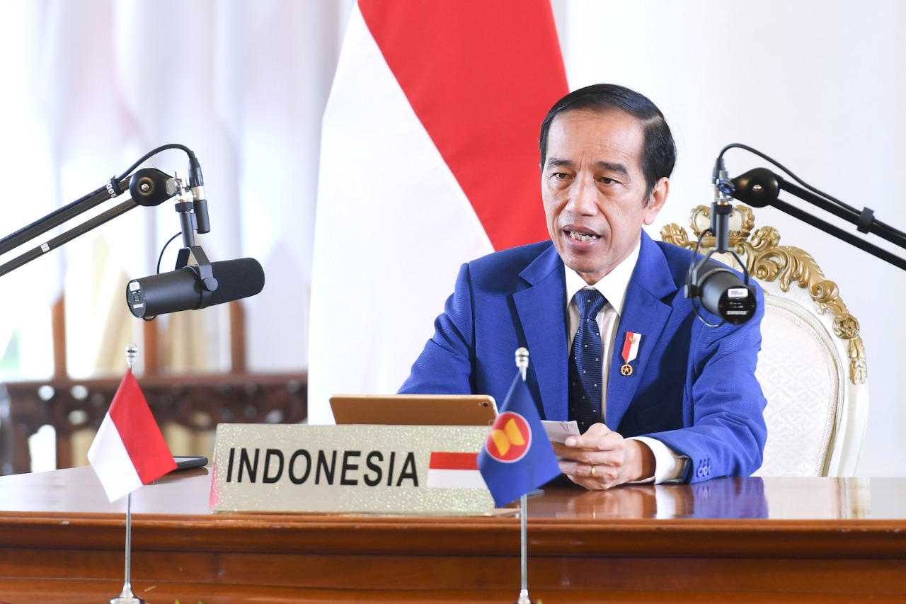 Presiden Joko Widodo (Jokowi) melaporkan gratifikasi kepada Komisi Pemberantasan Korupsi (KPK). (Foto: Setpres)