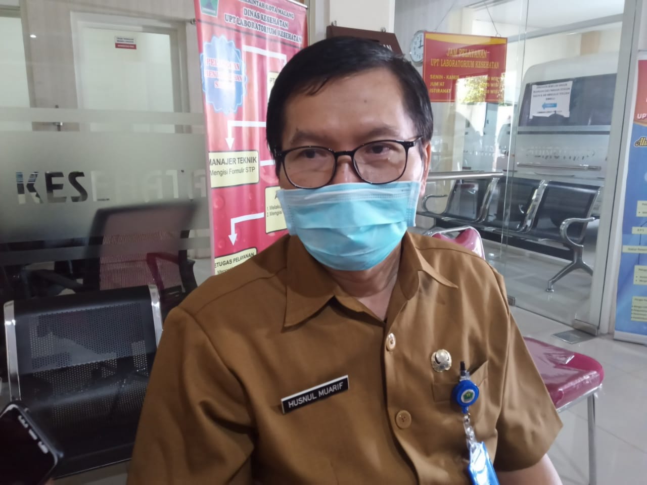 Direktur RSUD Kota Malang, dr Husnul Mu'arif saat ditemui di Laboratorium Kesehatan Daerah, Kota Malang (Foto: Lalu Theo/ngopibareng.id)