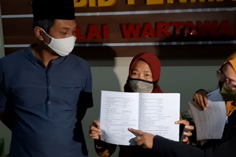 Forum Wali Murid Jawa Tengah laporkan penerbit ke polisi. (Foto: Dok Prov Jateng)