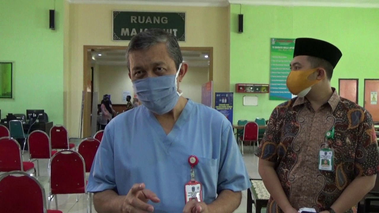 Direktur Utama Rumah Sakit Saiful Anwar Kota Malang, dr Kohar Hari Santoso saat ditemui di lantai tiga RSSA Kota Malang (Foto: Lalu Theo/ngopibareng.id)