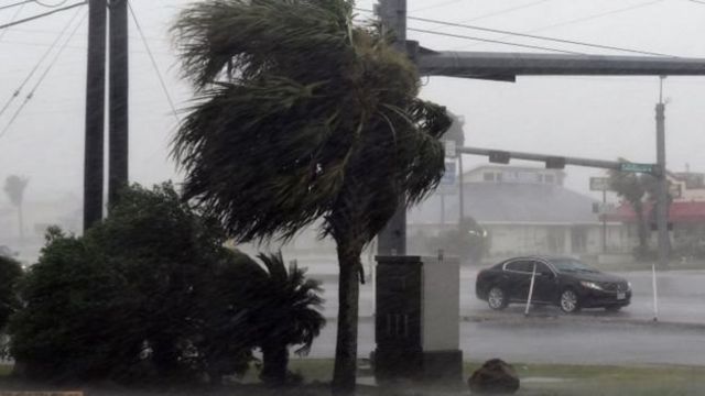 Badai Texas saat menerjang. (Foto: bbc)