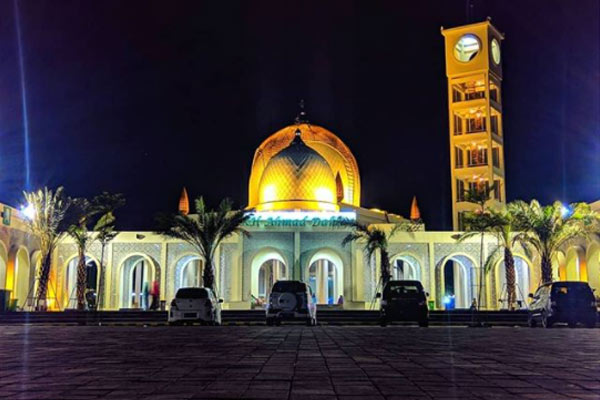Masjid KH Ahmad Dahlan, Gresik. (Foto: Istimewa)
