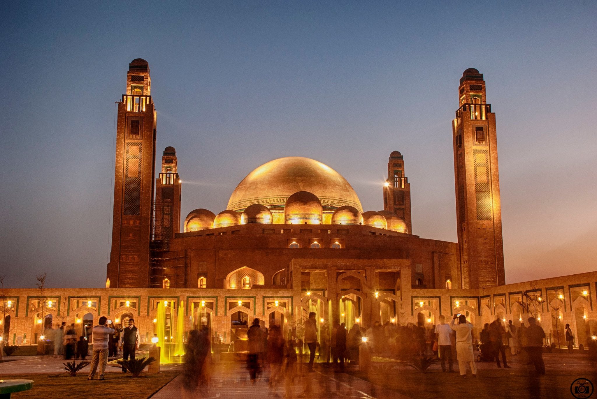 Masjid Raya Al-Jamia di Lahore, Pakistan. (Foto: islamic-travellers)