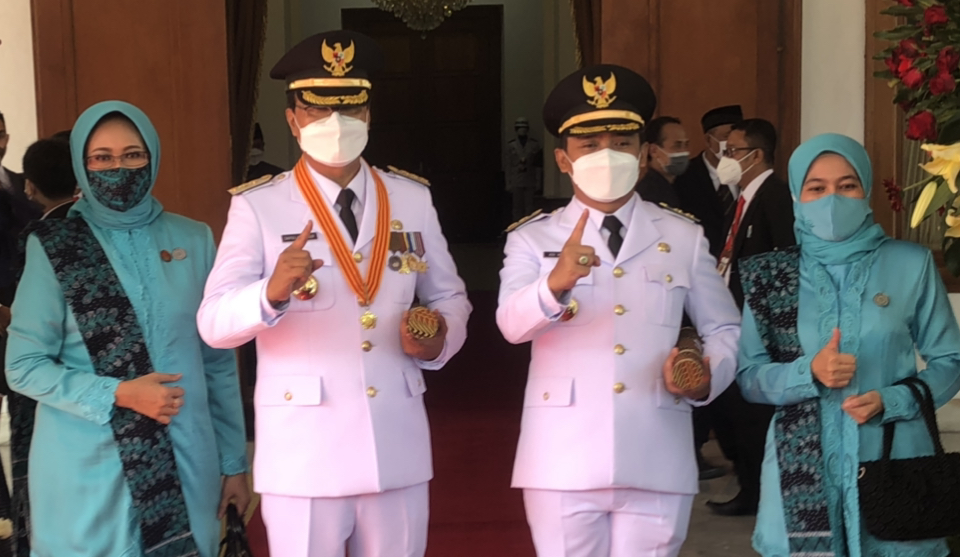Saifullah Yusuf dan Adi Wibowo dilantik sebagai Walikota dan Wakil Walikota Pasuruan. (Foto: Andhi Dwi/Ngopibareng.id)