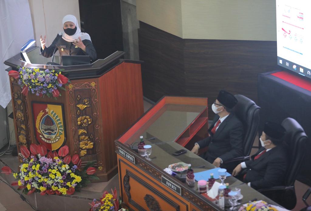 Acara serah terima jabatan Walikota Pasuruan oleh Gubernur Jatim. (Foto: Humas Pemprov)