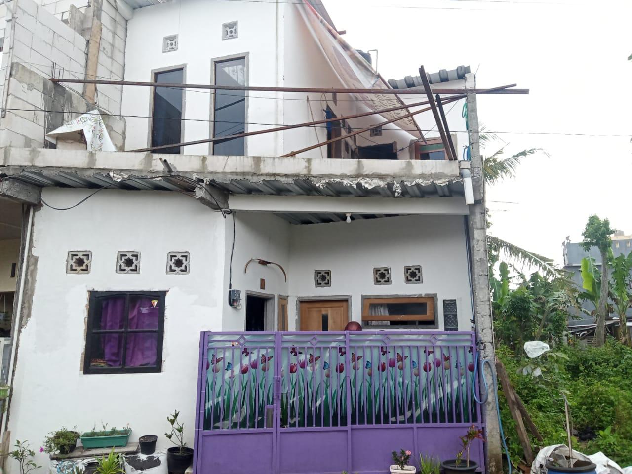 Rumah terduga teroris di Jalan Melati III A, Desa Sekarpuro, Pakis, Kabupaten Malang (Foto: Lalu Theo/Ngopibareng.id)