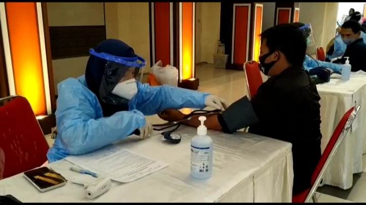 Proses vaksinasi di Universitas Brawijaya, Malang, Jawa Timur (Foto: Istimewa)