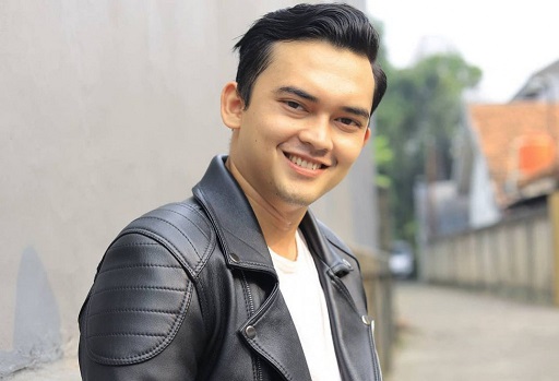Aktor Ikbal Fauzi pemeran Rendy di sinetron Ikatan Cinta. (Foto: Instagram)