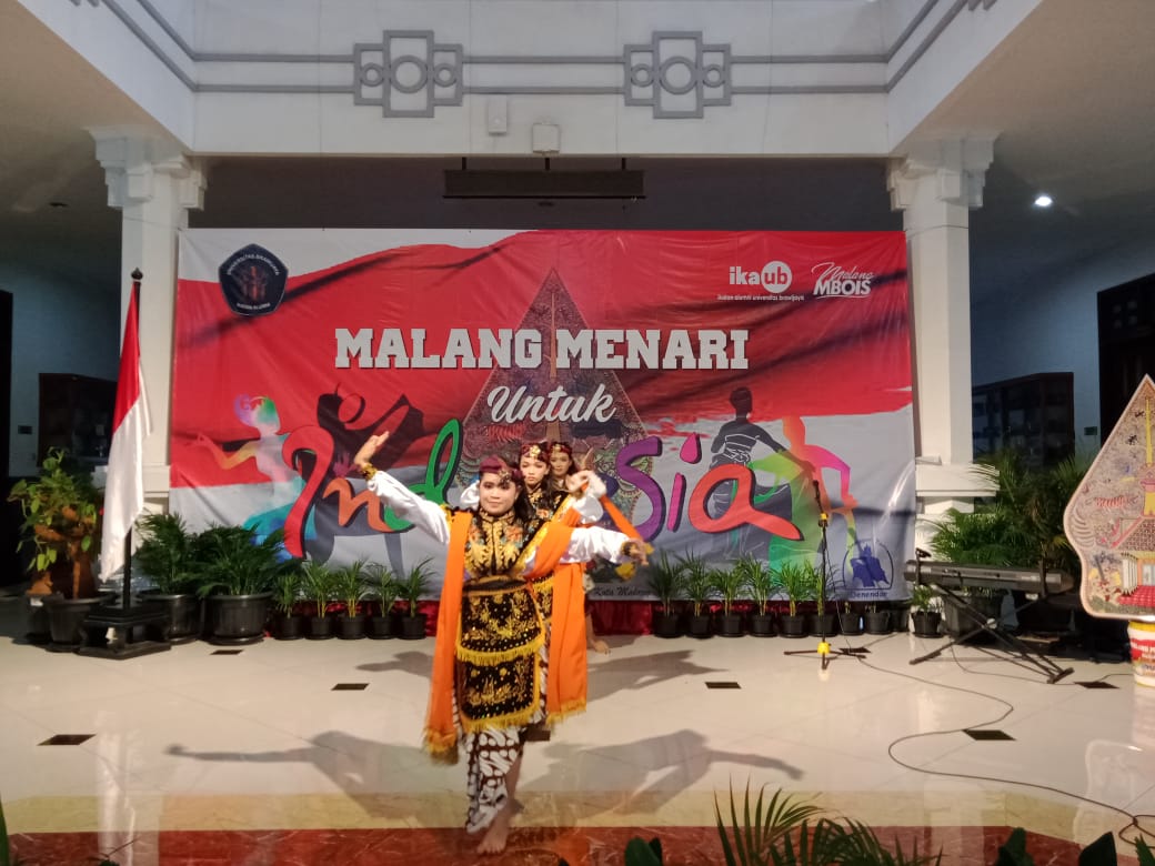 Acara Malang Menari untuk Indonesia yang digelar IKA UB di Gedung DPRD, Kota Malang (Foto: Lalu Theo/ngopibareng.id)