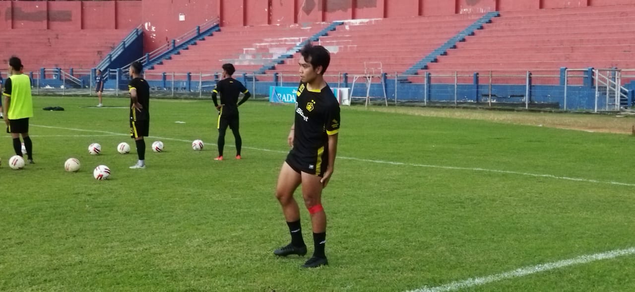Galih Akbar tak bisa memperkuat skuad Persik Kediri di Piala Menpora 2021. (Foto: Fendhy Plesmana/Ngopibareng.id)