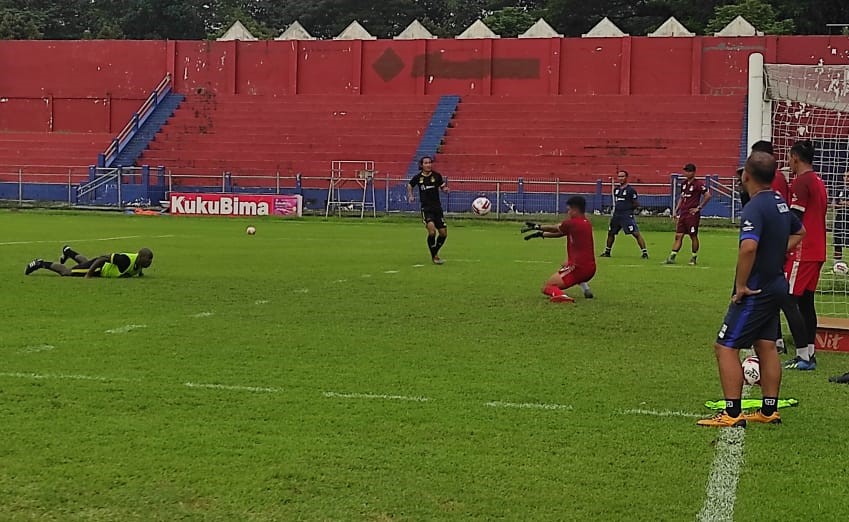 Persik Kediri fokus latihan jelang Piala Menpora. (Foto: Fendy Plesmana/Ngopibareng.id)