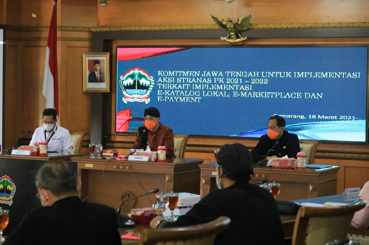 Gubernur Jawa Tengah Ganjar Pranowo, pada rapat Persiapan Penerapan E-Payment, E-Katalog Lokal, dan E-Marketplace, Kamis 18 Maret 2021. (Foto:Istimewa)
