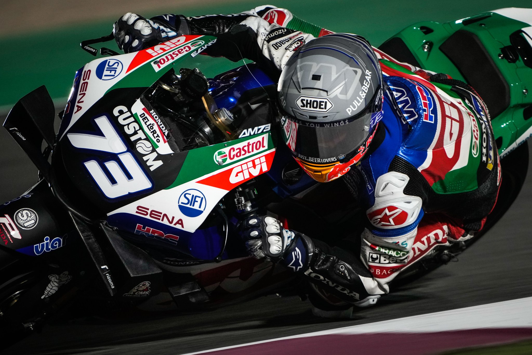 Pembalap LCR Honda Castrol Alex Marquez mengaku tak kapok meski mengalami kecelakaan berkali-kali selama tes pramusim di Losail Qatar. (Foto: Twitter/@alexmarquez73)