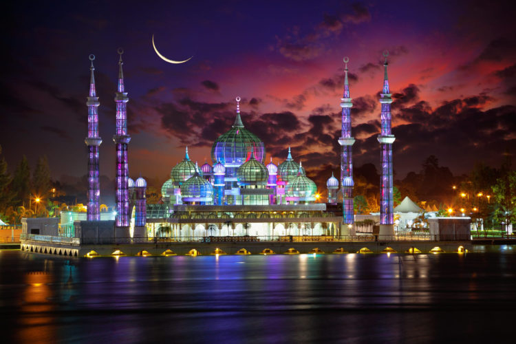 Masjid Kristal di Terengganu, Malaysia. (Foto: Istimewa)