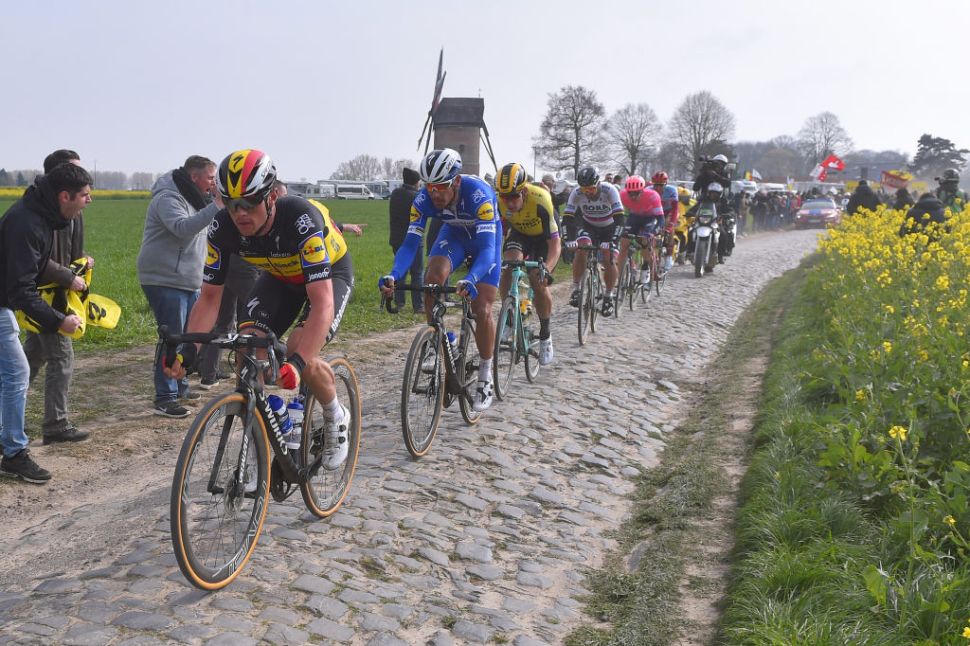 Balap Paris-Roubaix 2021 terancam ditunda sampai Oktober 2021. (Foto: Istimewa) 