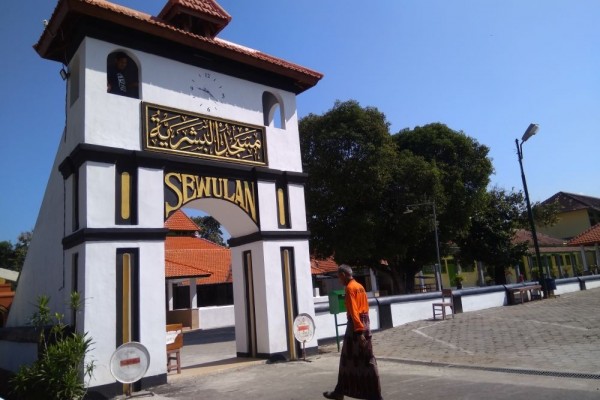  Masjid Basyariyah, Desa Sewulan, Kecamatan Dagangan, Kabupaten Madiun, dibangun Kiai Ageng Basyariyah pada bulan puasa tahun 1742 Masehi. (Foto: Istimewa)