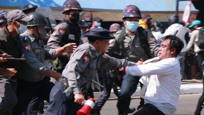 Kekerasan terjadi dalam setiap hari di Myanmar, menyusul kudeta militer di negeri tersebut. (Foto: afp)