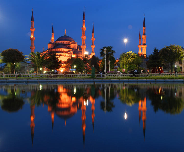 Keindahan Masjid di Anatolia, Turki, merupakan jejak kejayaan Islam. (Foto: Istimewa)