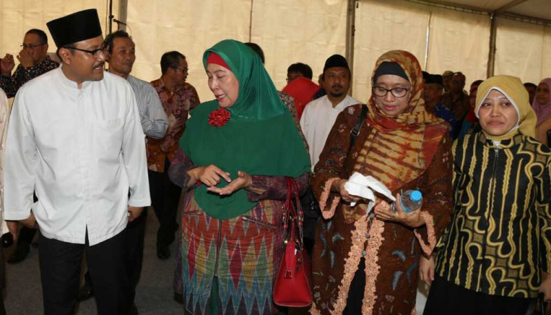 Wagub Jatim Saifullah Yusuf atau Gus Ipul pada acara Silaturahmi Akbar Organisasi dan Pondok Pesantren Islam Se Jawa Timur di Sidoarjo, Sabtu (18/3) siang. (humas pemprov jatim)