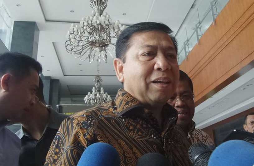 Setya Novanto usai menjadi saksi dalam sidang perkara E-KTP di Pengadilan Tindak Pidana Korupsi (Tipikor) Jakarta, Kamis (6/4) siang. (foto: ant)