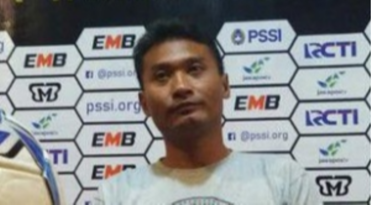 Asisten Pelatih PSBI Blitar, Dian Sucahyo. (foto: Haris/ngopibareng)