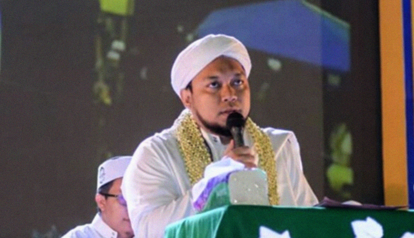 IKHTIAR: KHR Ahmad Azaim Ibrahimy, Pengasuh Pesantren Salafiyah Syafiiyah Sukorejo Asembagus Sitobondo. (Foto: dok ngopibareng.id)