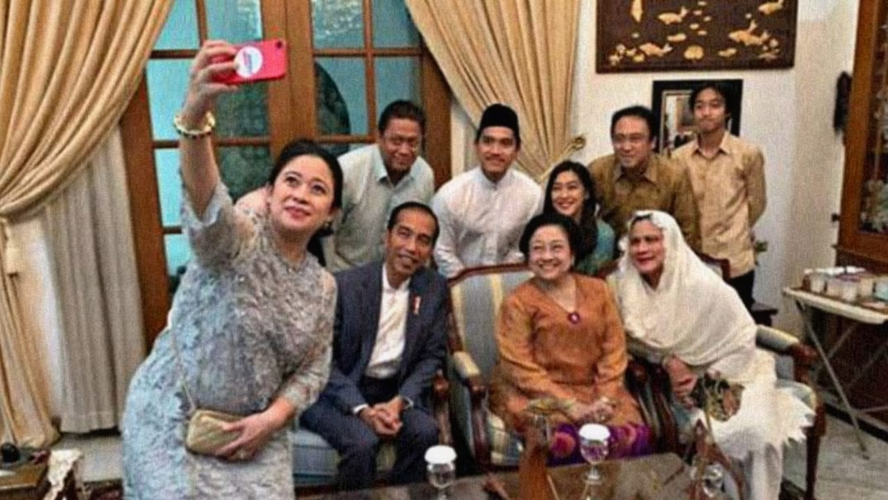 Momen Akrab Wefie Puan Maharani Dengan 2 Keluarga Presiden