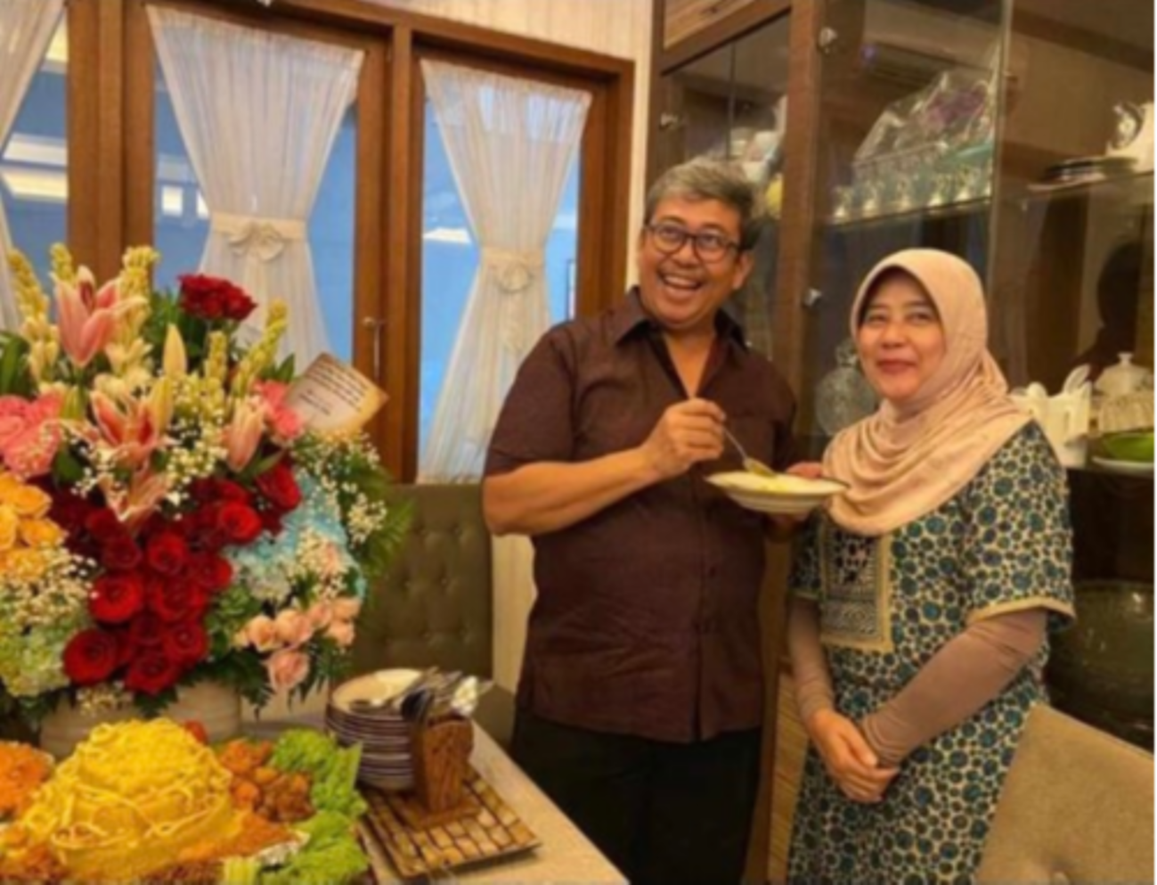 Wakil Jaksa Agung Arminsyah sempat merayakan ulang tahun pernikahan dengan istrinya, Wilza Arminsyah, sebelum tewas akibat kecelakaan mobil di Tol Jagorawi. (Foto: Istimewa)