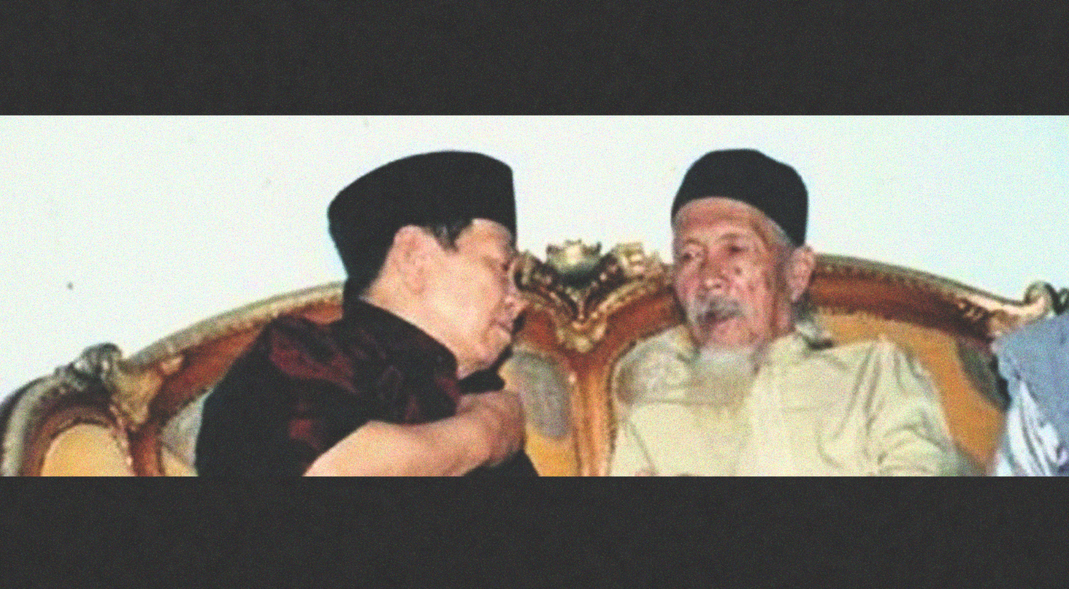 KH Abdurrahman Wahid (Gus Dur) bersama Habib Hamid Sokaraja. (Foto:Istimewa)