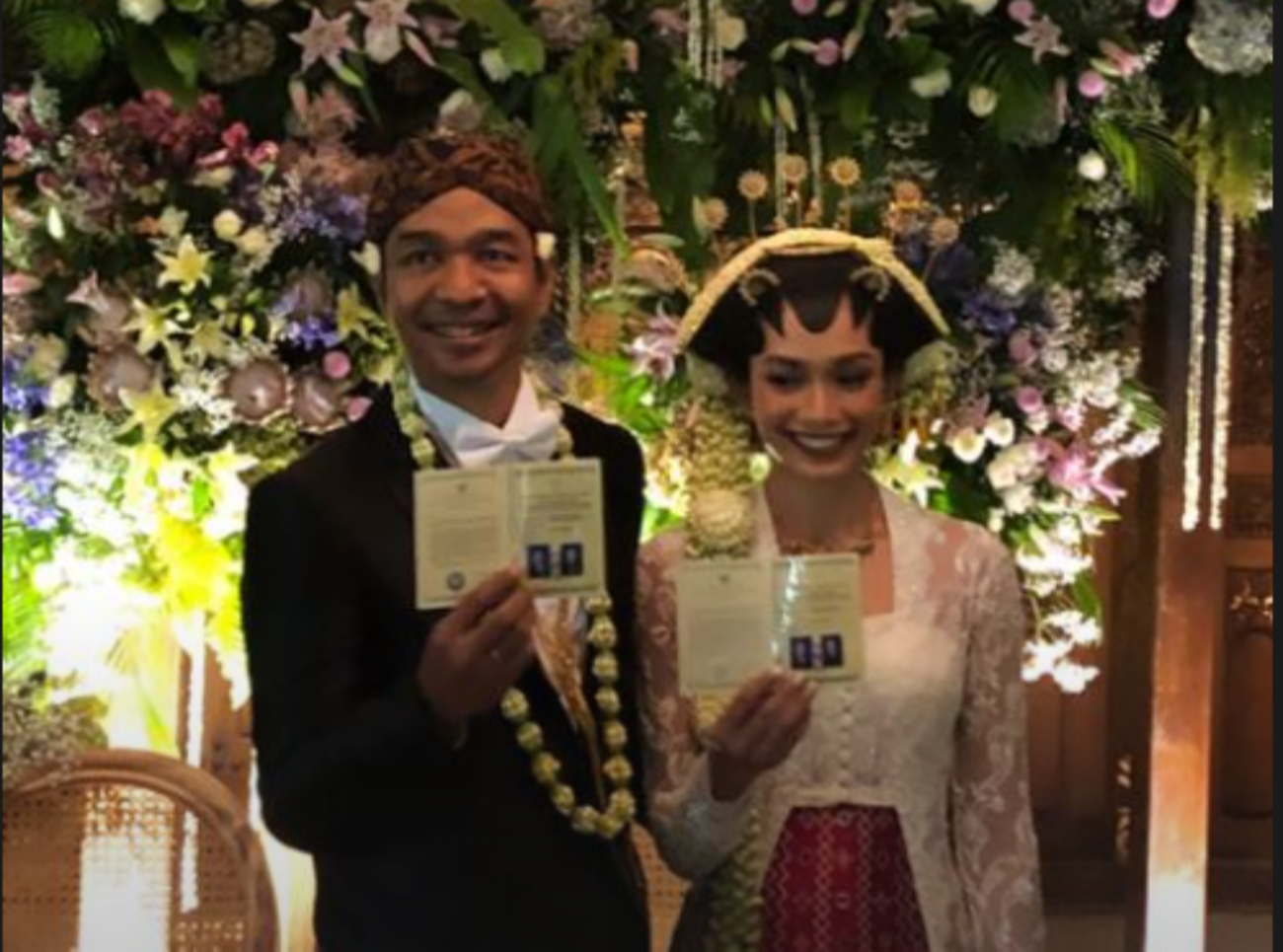 Dimas Djay menikah dengan Faradina Mufti (Instagram Joko Anwar)