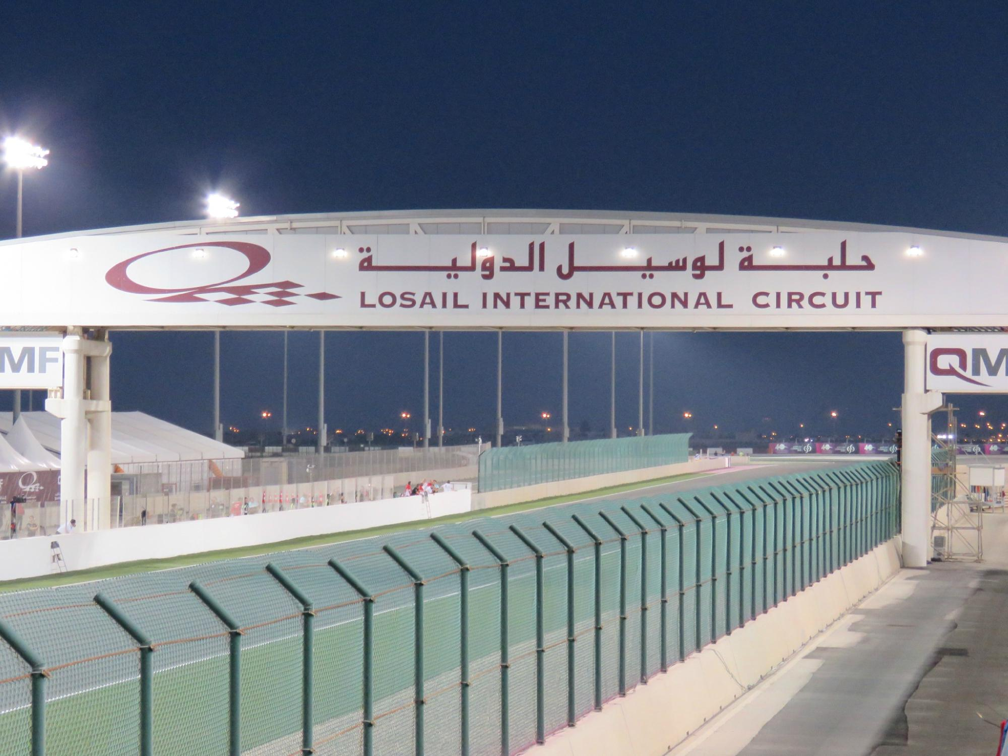 Dua balapan secara berturut-turut di Sirkuit Losail, dalam seri MotoGP Qatar dan MotoGP Doha. (Foto: Dok. MotoGP)