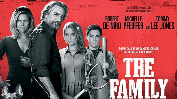 Poster film Malavita (The Family), kisah kehidupan baru keluarga mafia yang berisiko. (Foto: YouTube)