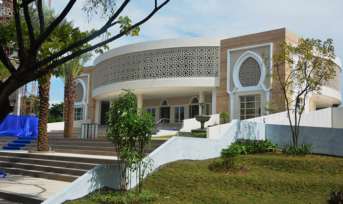 Masjid Ulul Azmi, Kampus C Unair, Mulyorejo, Surabaya.