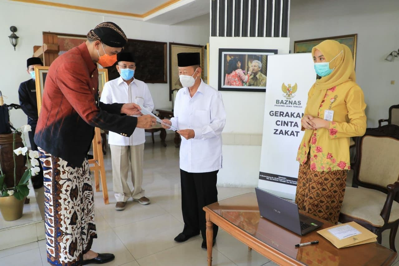 Gubernur Jawa Tengah Ganjar Pranowo mendorong peran Baznas dalam Gerakan Cinta Zakat yang digulirkan Presiden Joko Widodo. (Foto: Istimewa)