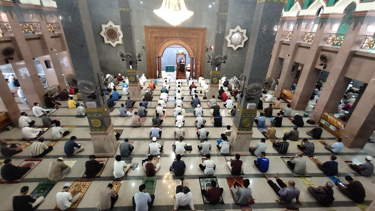 Iktikaf di masjid merupakan ibadah sunah di bulan Ramadhan. (Foto: istimewa)