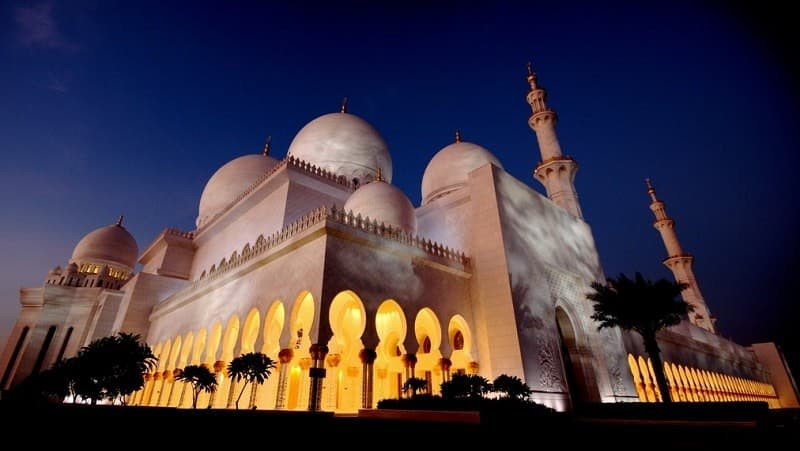 Masjid yang selalu tampak Indah dari segi arsitektural. (Foto: Istimewa)