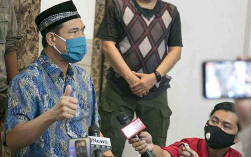 Munarman ditangkap Densus 88 di rumahnya. (Foto: Dok Ant)
