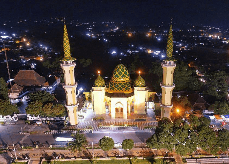 Masjid Agung Baitussalam Magetan, Jawa Timur. (Foto: Istimewa)
