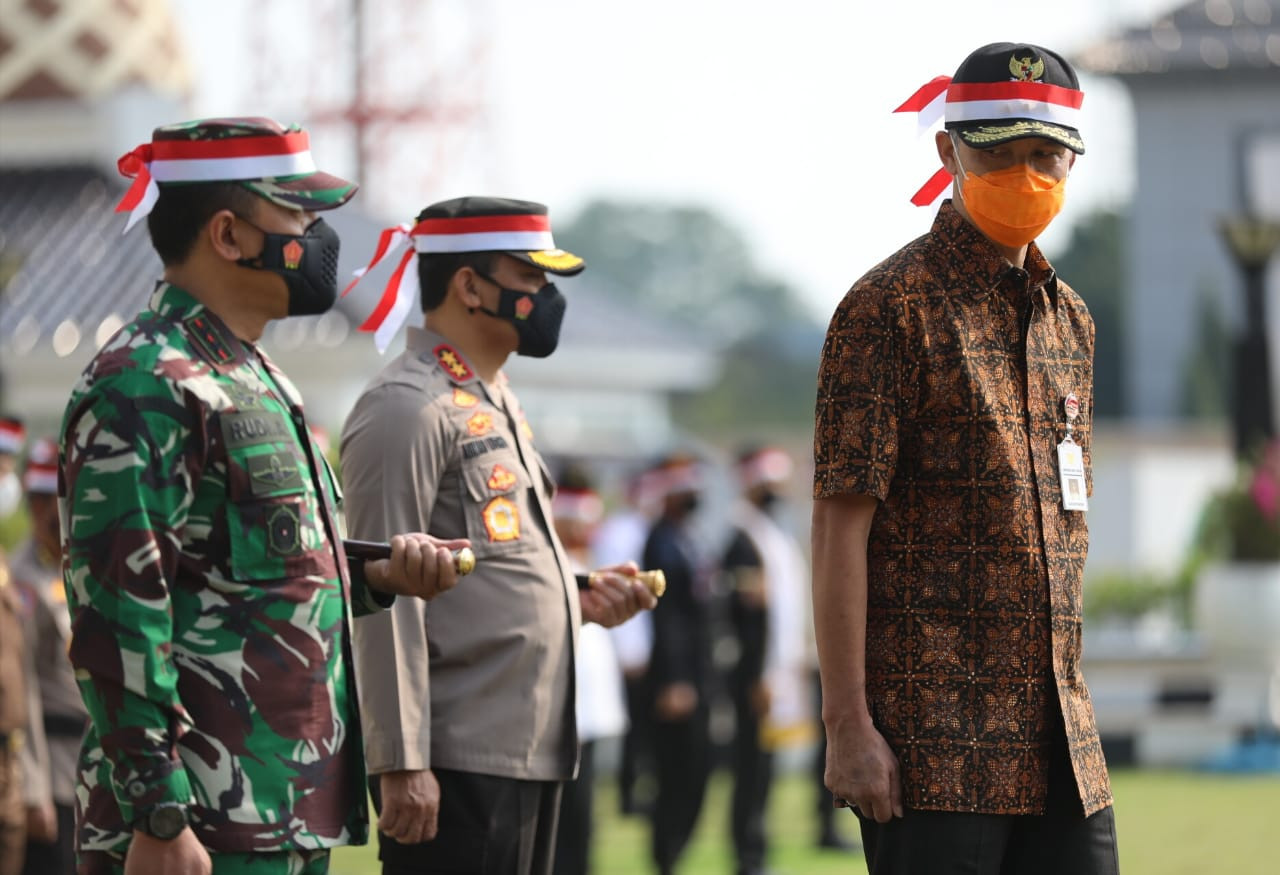 Gubernur Jawa Tengah Ganjar Pranowo selepas Apel Kebangsaan di Mapolda Jateng, Jumat 30 April 2021. (Foto: Istimewa)