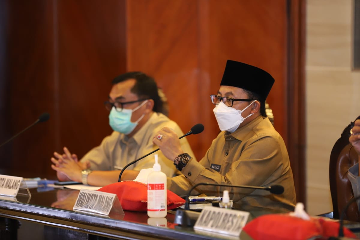 Walikota Malang, Sutiaji saat acara Rakor Kesiapan Operasi Ketupat Semeru 2021 di Balaikota Malang (Foto: istimewa)