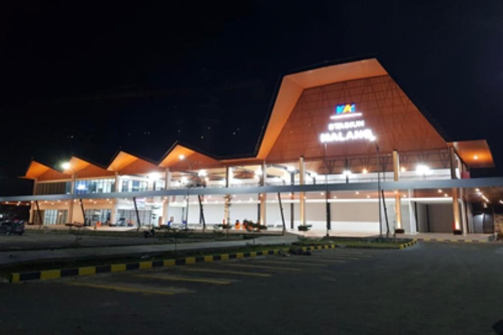 Gedung baru di sisi timur Stasiun Malang Kota Baru. (Foto: Istimewa)