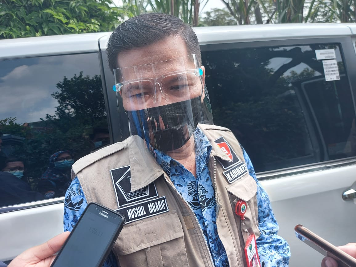 Kepala Dinas Kesehatan Kota Malang, dr Husnul Mu'arif saat ditemui di Kelurahan Tlogomas, Kota Malang (Foto: Lalu Theo/ngopibareng.id)