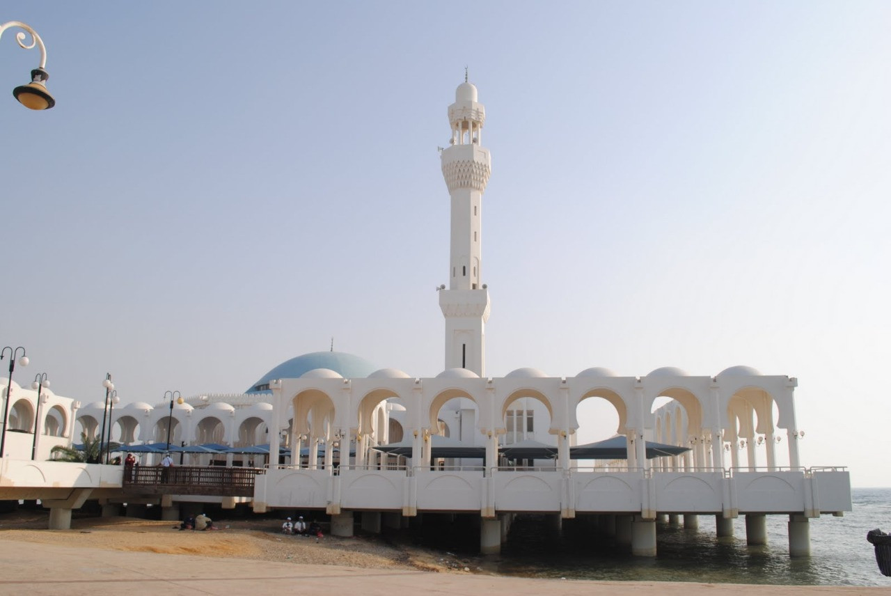 Masjid terapung di Laut Merah, keindahan mengagumkan. (Foto: travellers)
